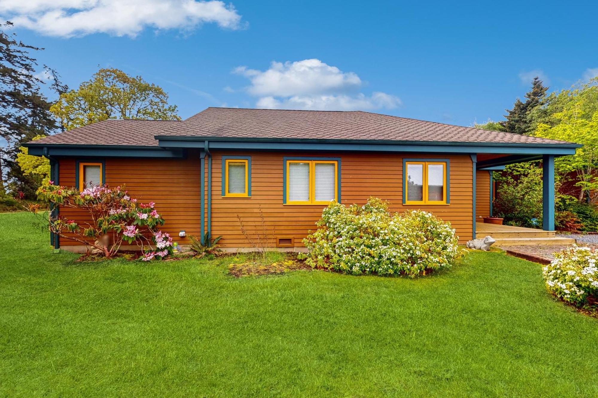 Willow Pond Aparthotel Coupeville Exterior photo