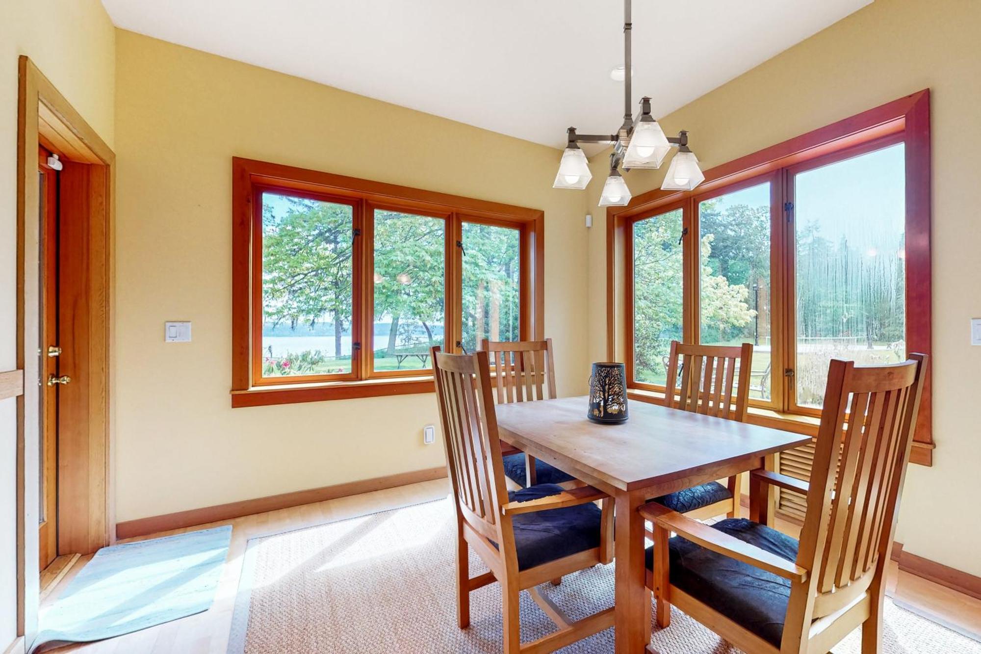 Willow Pond Aparthotel Coupeville Exterior photo